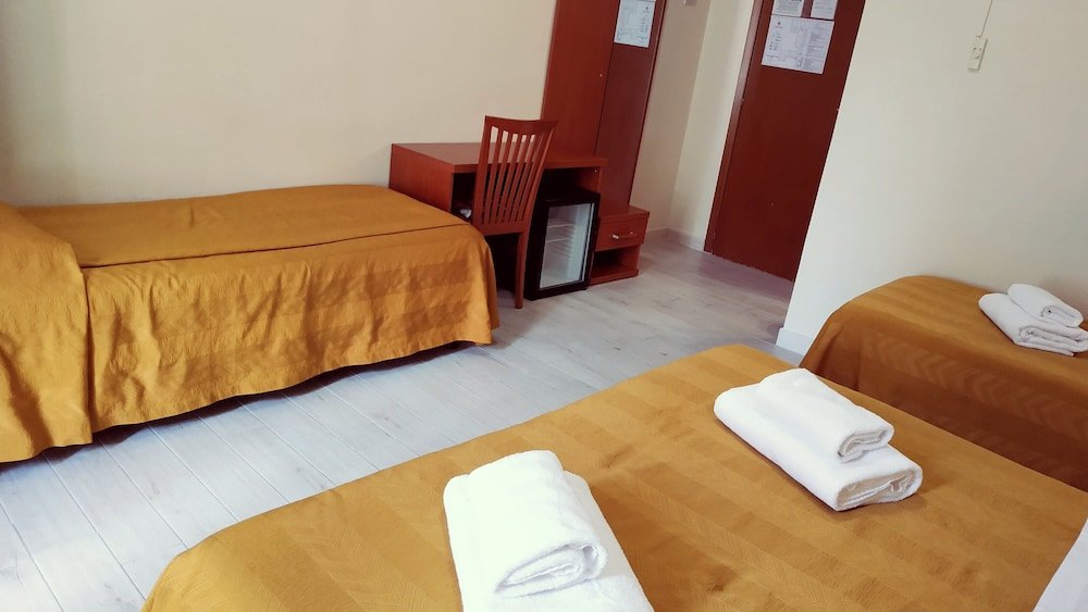 Hotel Everest Room Type - Quadruple Room Hotel Everest Room Type - Quadruple Room
