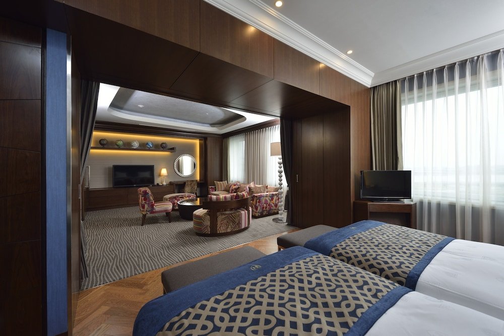 The Royal Park Hotel Tokyo Haneda Airport Terminal 3 - Tap to explore photos