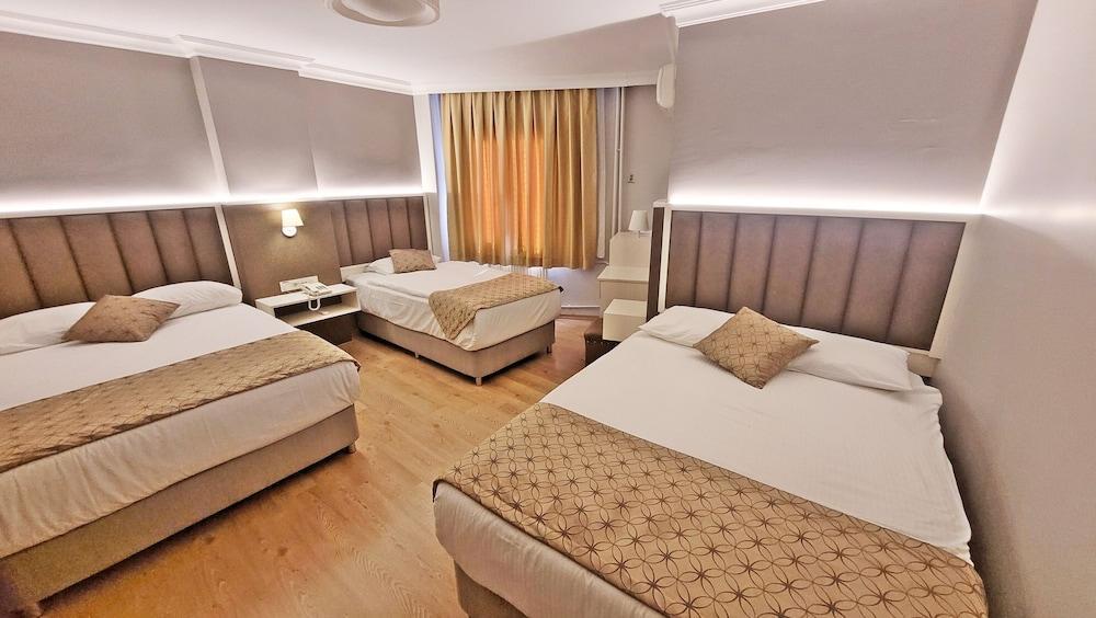 Hotel Sureyya Room Type - Family Room