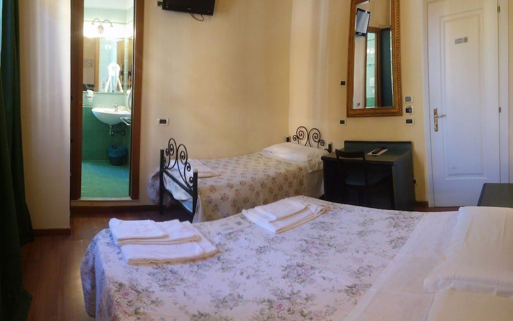 Hotel Prati Room Type - Triple Room