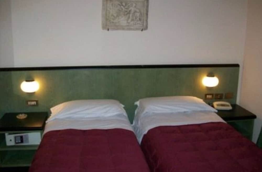 Hotel Prati Room Type - Twin Basic