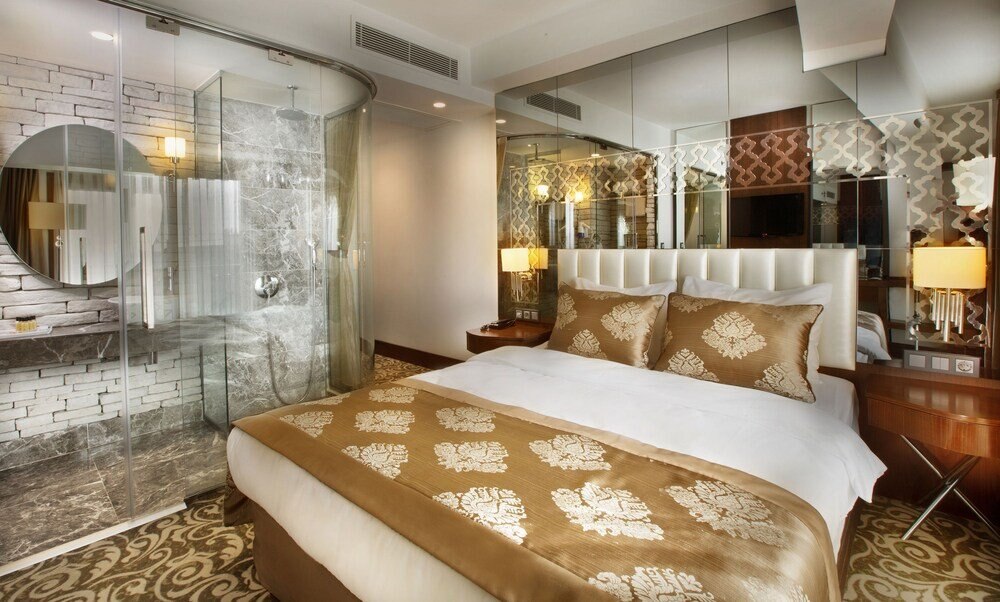 Pera Center Hotel Room Type - Standard Double Room (Single Use)