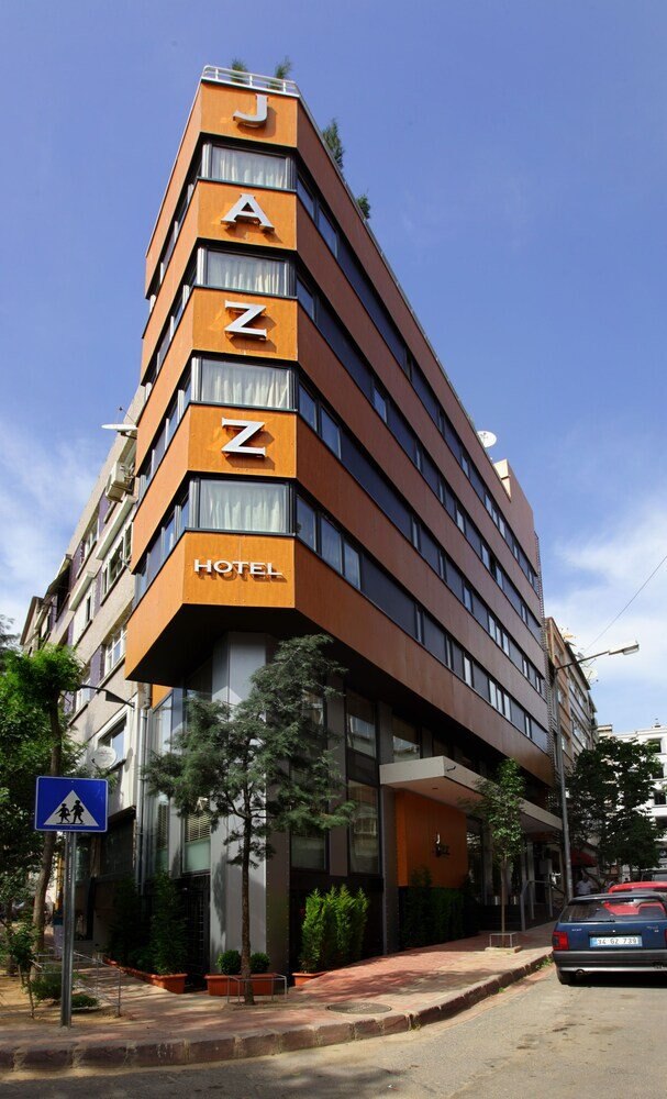 Jazz Hotel - Tap to explore photos