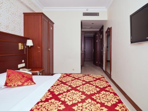 Istanbul Newcity Hotel Room Type - Family Connection Room
