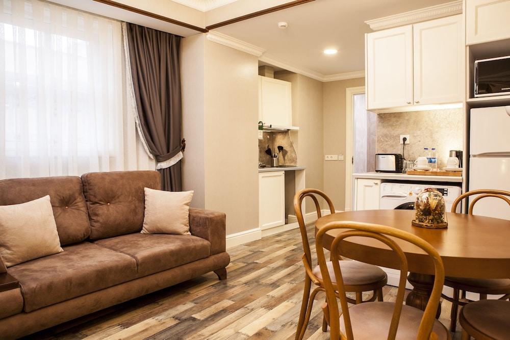 Meroddi Pera Flats Room Type - Deluxe Apartment, 2 Bedrooms Meroddi Pera Flats Room Type - Deluxe Apartment, 2 Bedrooms