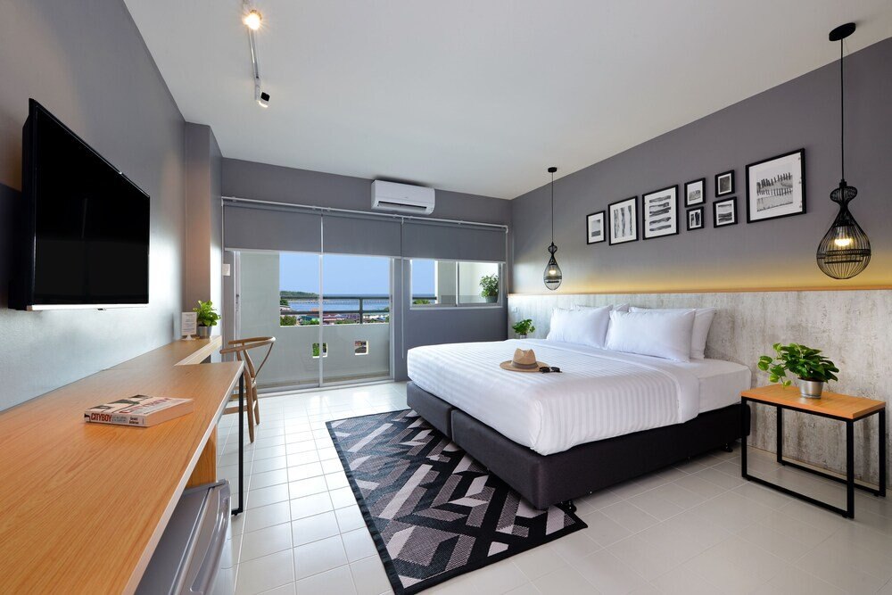 Ruenthip Residence Pattaya Room Type - Deluxe Double Room, Sea View