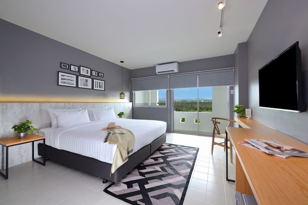 Ruenthip Residence Pattaya Room Type - Superior Double Room, City View