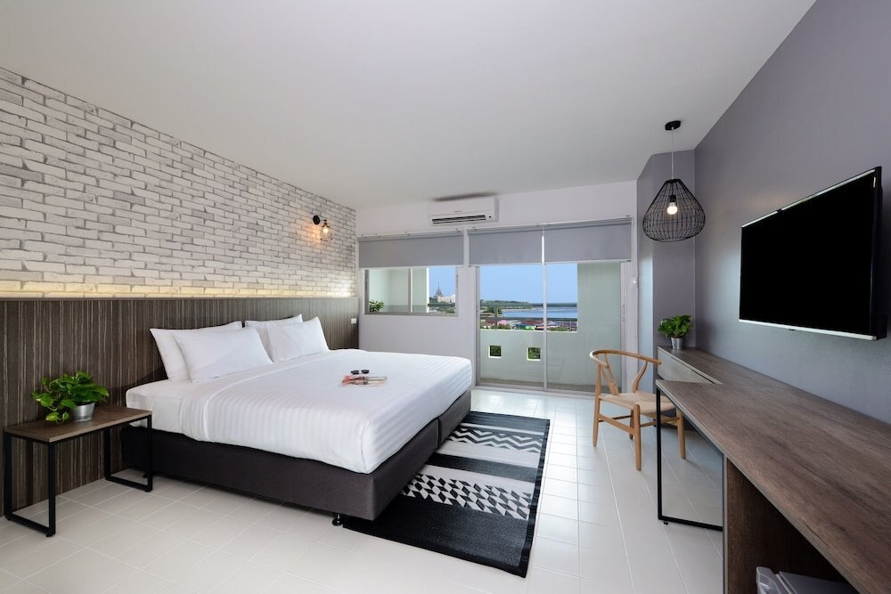 Ruenthip Residence Pattaya Room Type - Junior Suite, 1 Bedroom, Sea View Ruenthip Residence Pattaya Room Type - Junior Suite, 1 Bedroom, Sea View