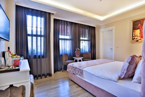 Bon Hotel Old City - Tap to explore photos