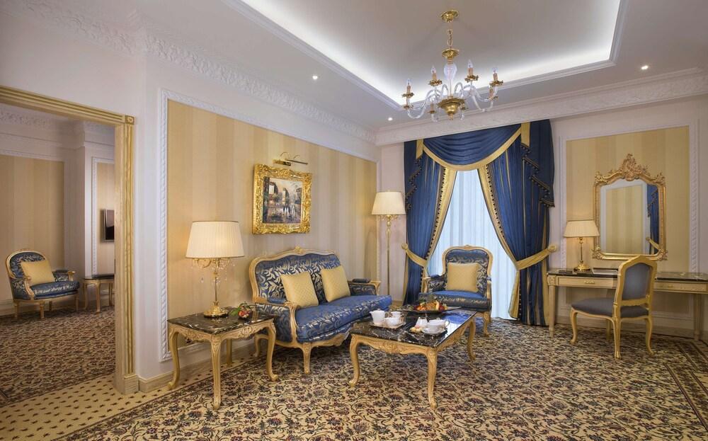 Royal Rose Hotel Abu Dhabi, Curio Collection by Hilton - Tap to explore photos