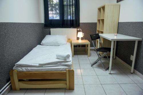 Hostel Seven Room Type - Single Room with Shared Bathroom