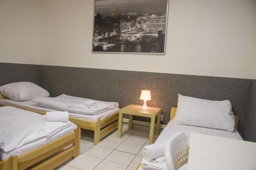 Hostel Seven Room Type - Quadruple Room with Shared Bathroom