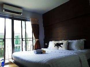 Bed by City Surawong-Patpong - Tap to explore photos