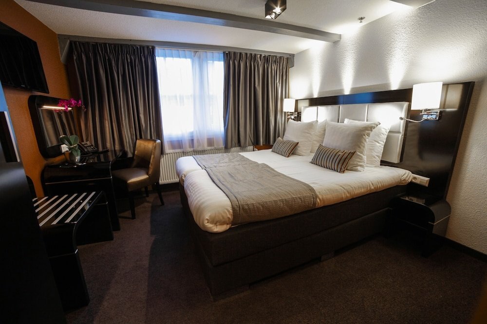 Hotel Mansion Room Type - Twin Room