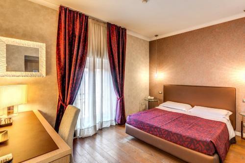 Boutique Rome Inn - Tap to explore photos