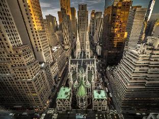 The Towers at Lotte New York Palace - Tap to explore photos
