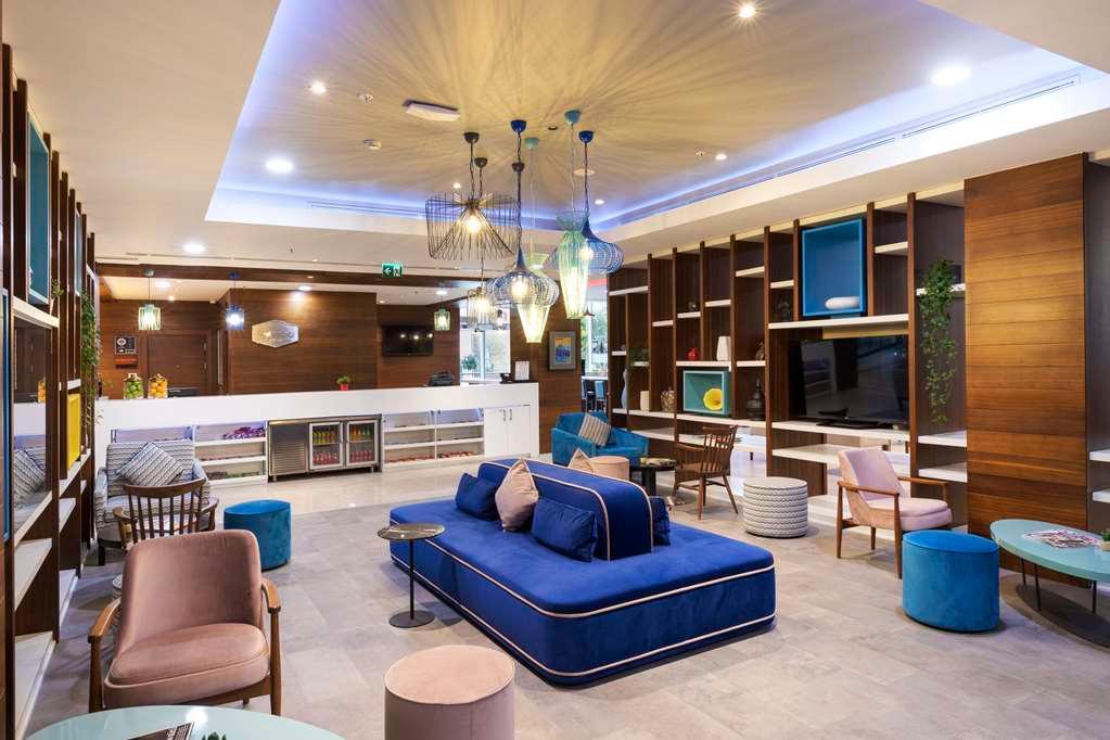 Hampton by Hilton Istanbul Kayasehir - Tap to explore photos