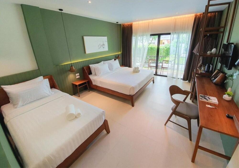 Mini House Aonang Room Type - Family Suite