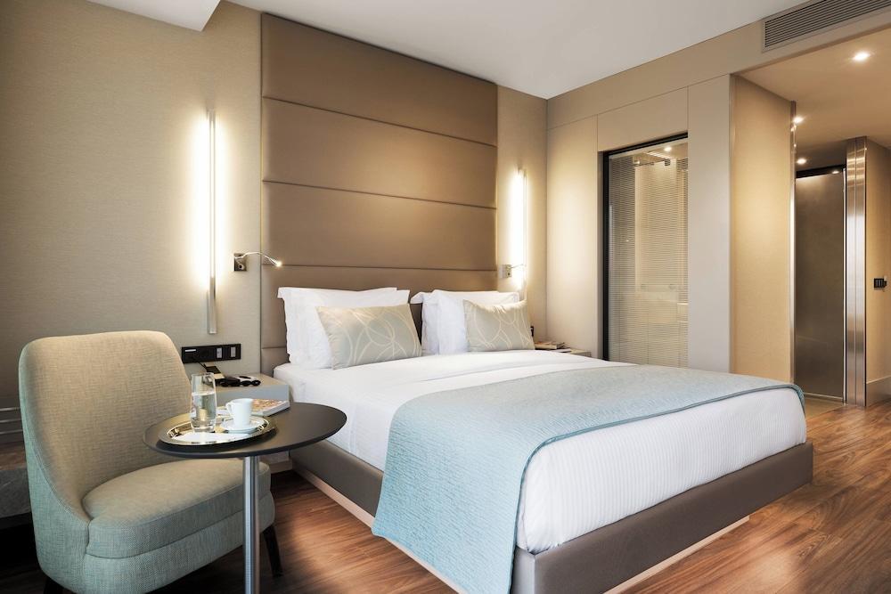 AC Hotel Istanbul Macka by Marriott Room Type - Room, 1 King Bed