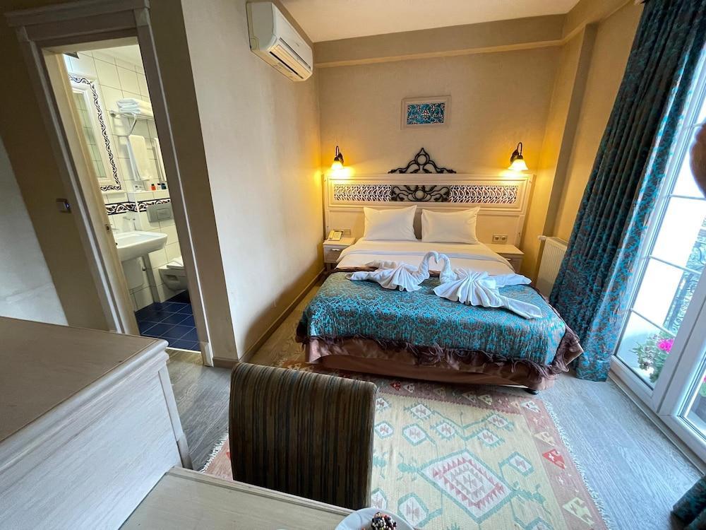 Hotel Novano Room Type - Double Room