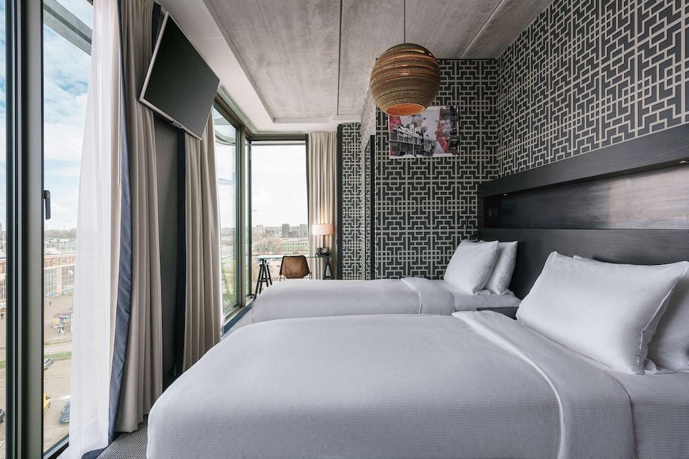 DoubleTree by Hilton Hotel Amsterdam - NDSM Wharf - Tap to explore photos