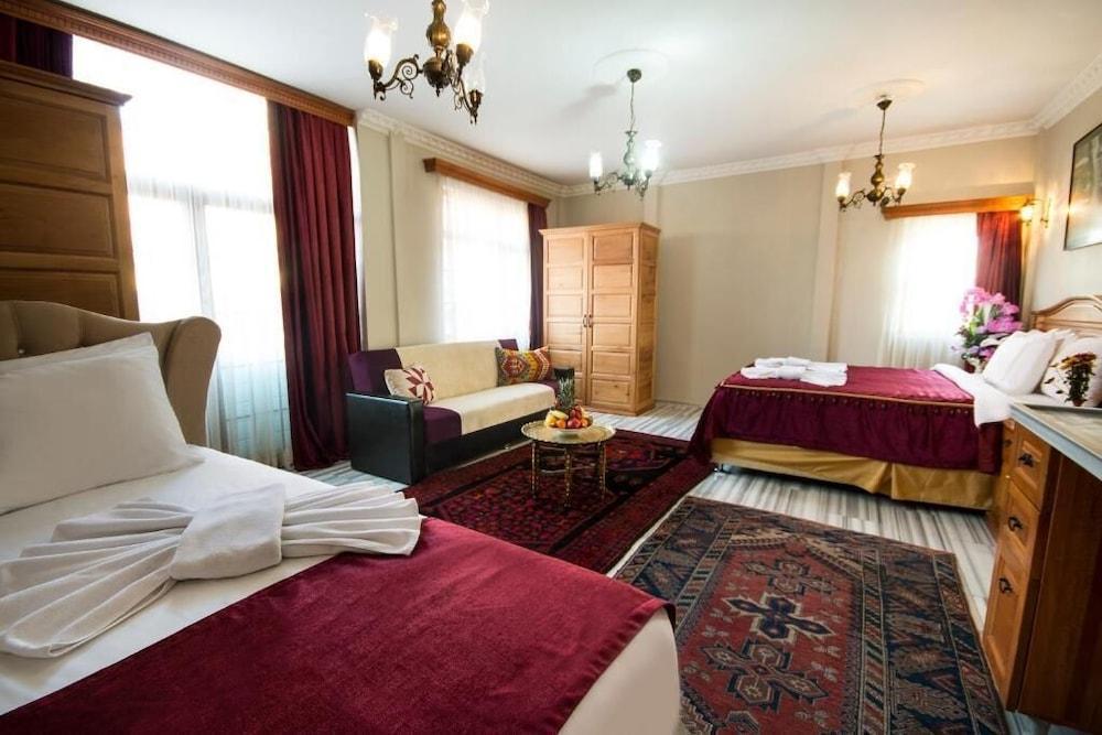 Sultan Corner Room Type - Superior Family Room Sultan Corner Room Type - Superior Family Room