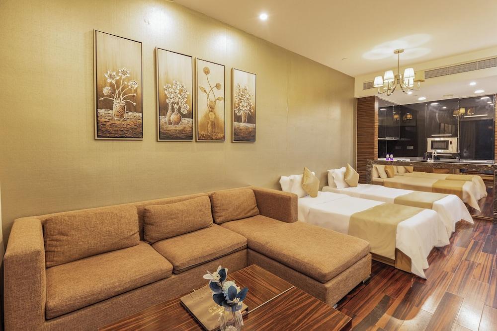Xingyi International Hotel Poly Store Room Type - Family Suite Xingyi International Hotel Poly Store Room Type - Family Suite