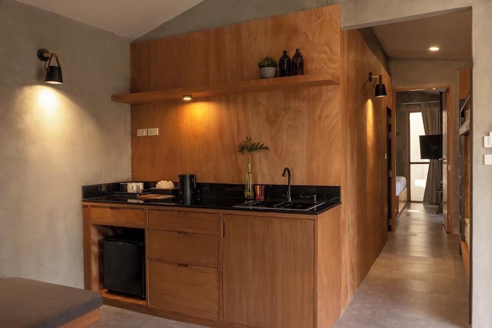 Escape Beach Resort Room Type - Family Suite