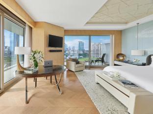 Raffles Istanbul Room Type - Corner Premier King Room