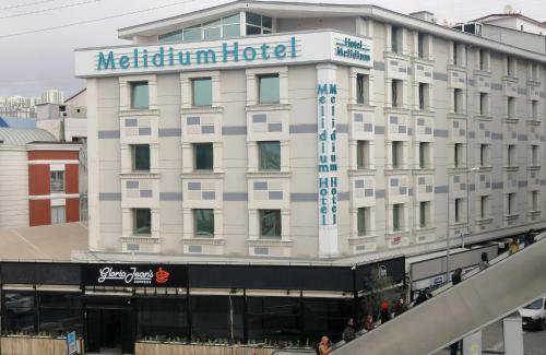 Melidium Hotel Room Type - Standard Twin Room
