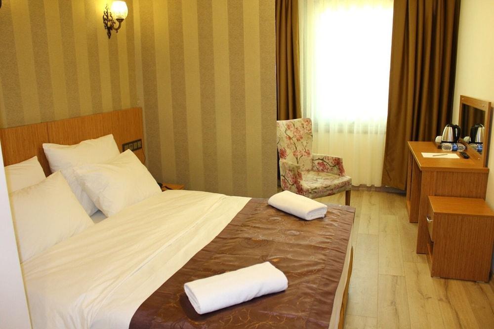 Hotel Melidium Room Type - Standard Double Room, 1 Double Bed, Non Smoking, City View