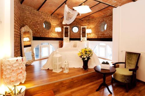 The White Swan Suites Beyoglu Room Type - Deluxe Double Room The White Swan Suites Beyoglu Room Type - Deluxe Double Room
