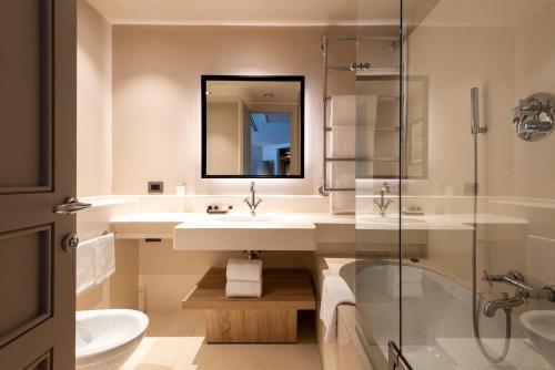 A.Roma Lifestyle Hotel Room Type - Premier Double or Twin Room