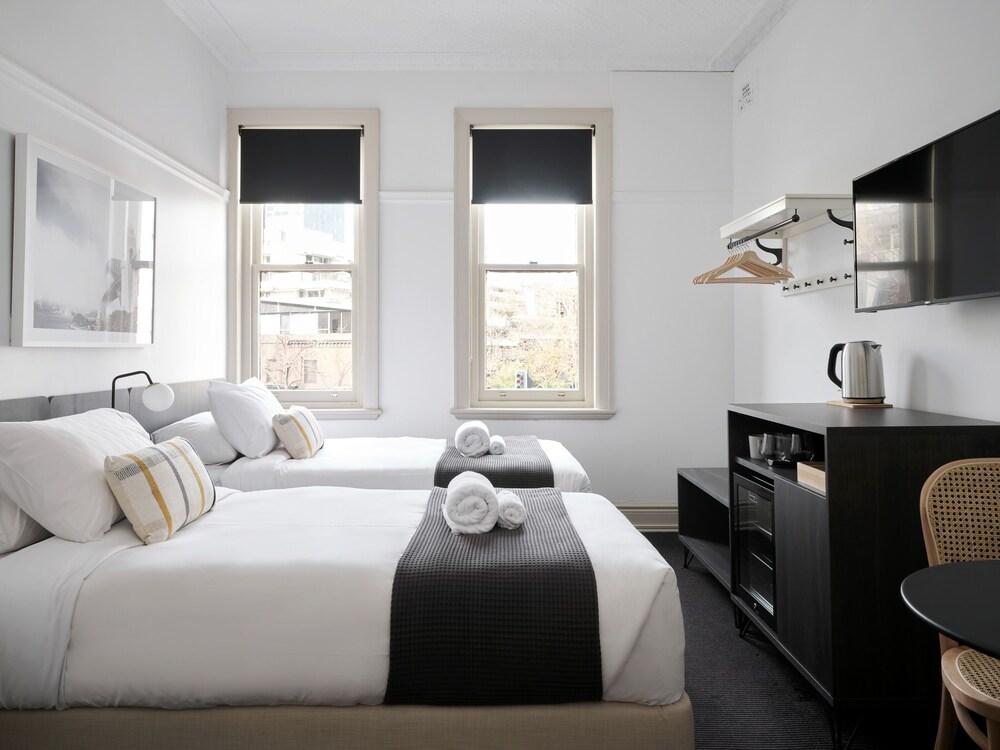 The Dunkirk Hotel Room Type - Twin Room, Shared Bathroom