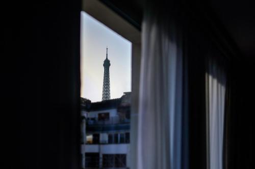 The One Alma Paris - Tap to explore photos