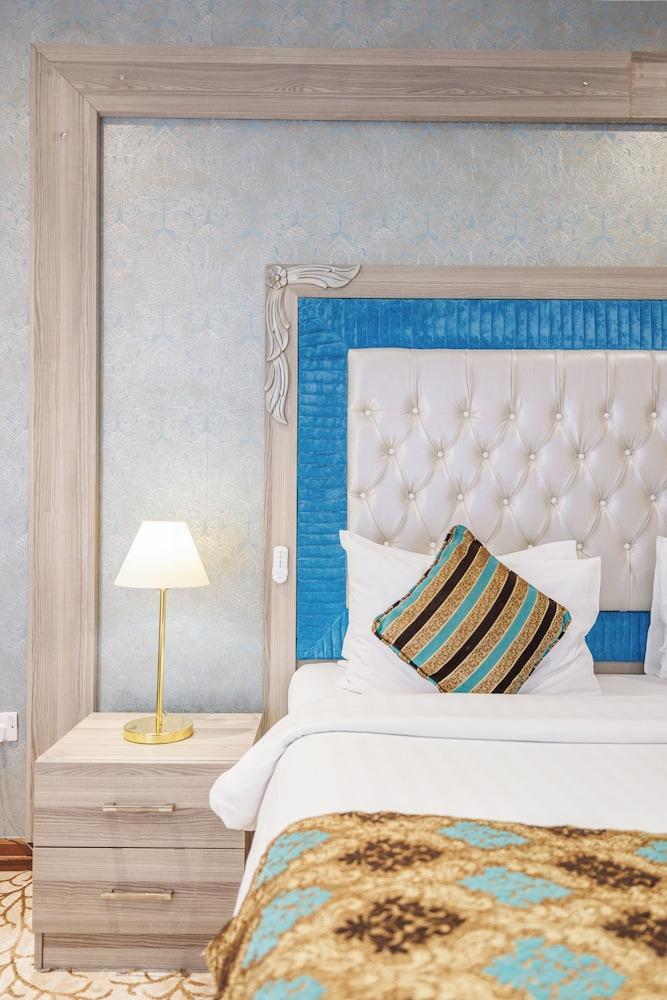 Sapphire Plaza Hotel Room Type - Classic Room