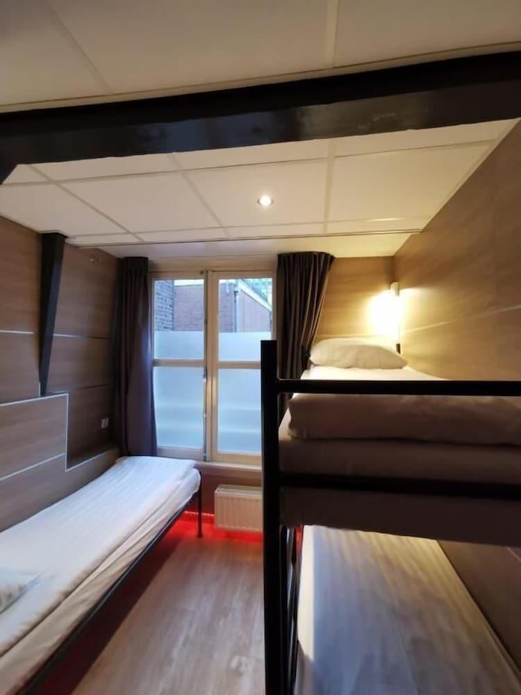 Hotel Jesse Room Type - Triple Room, Private Bathroom