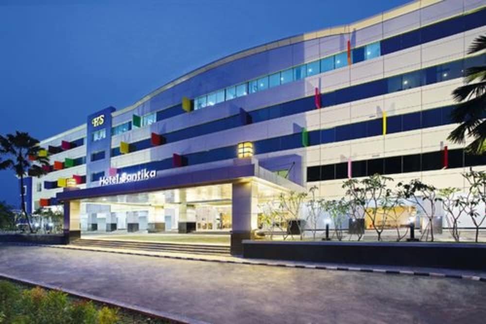 Hotel Santika Kelapa Gading - Tap to explore photos