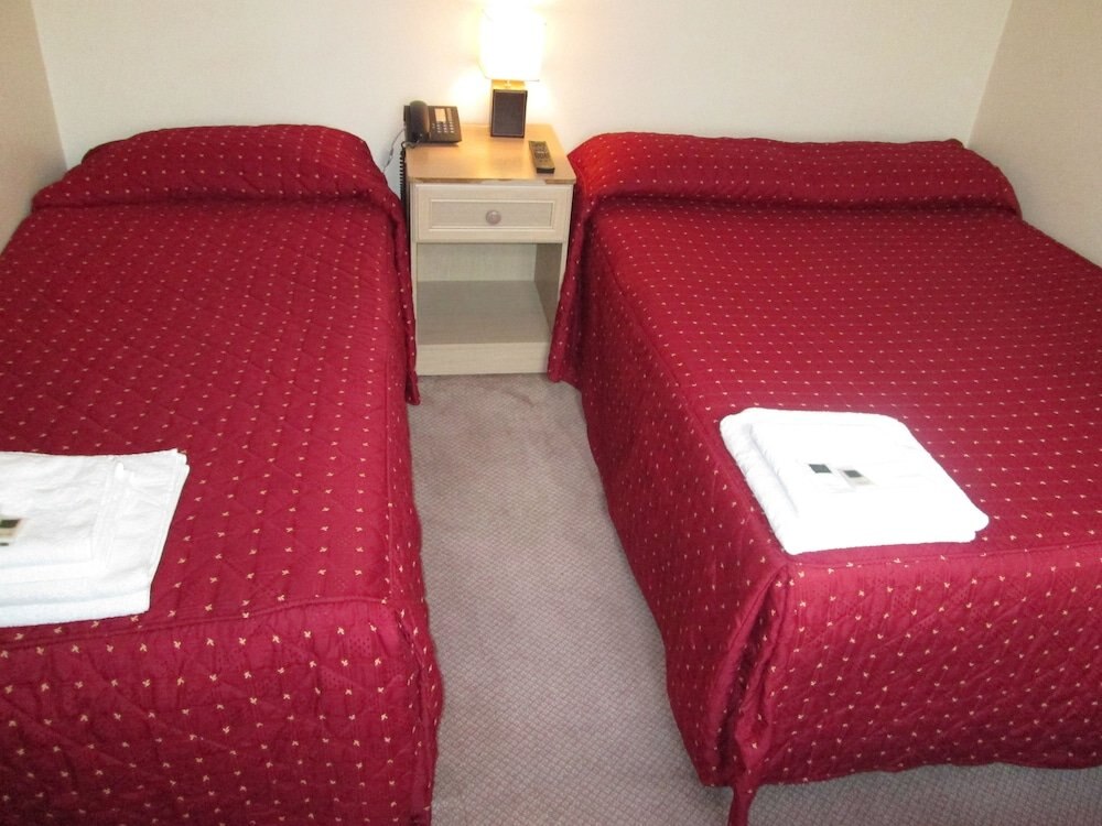 Brompton Hotel Room Type - Twin Room