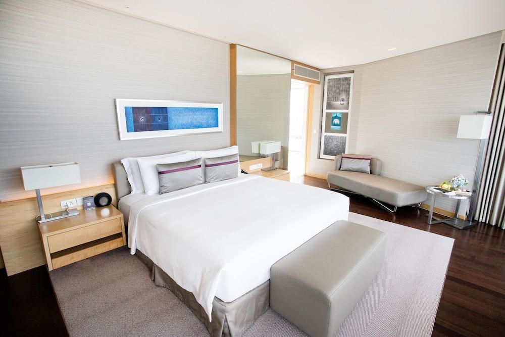 Avani Plus Riverside Room Type - Panorama River View Junior Suite Avani Plus Riverside Room Type - Panorama River View Junior Suite