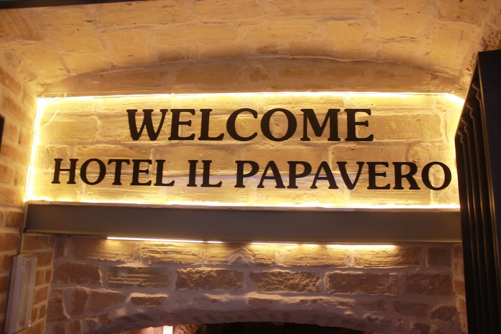 Hotel Il Papavero - Tap to explore photos