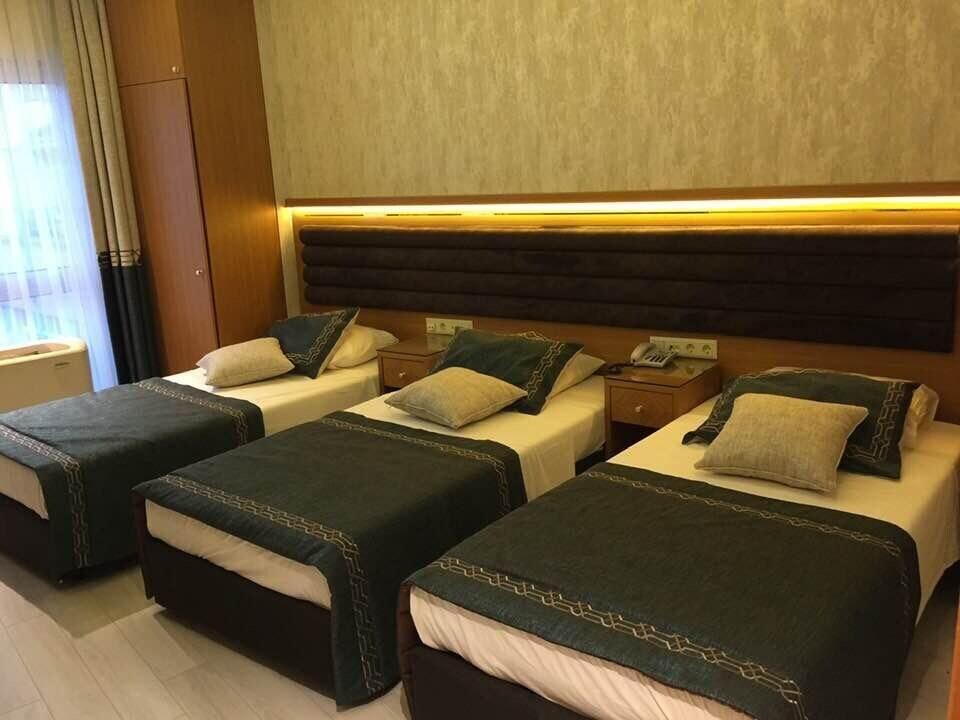 Grand Emir Hotel Room Type - Family Quadruple Room