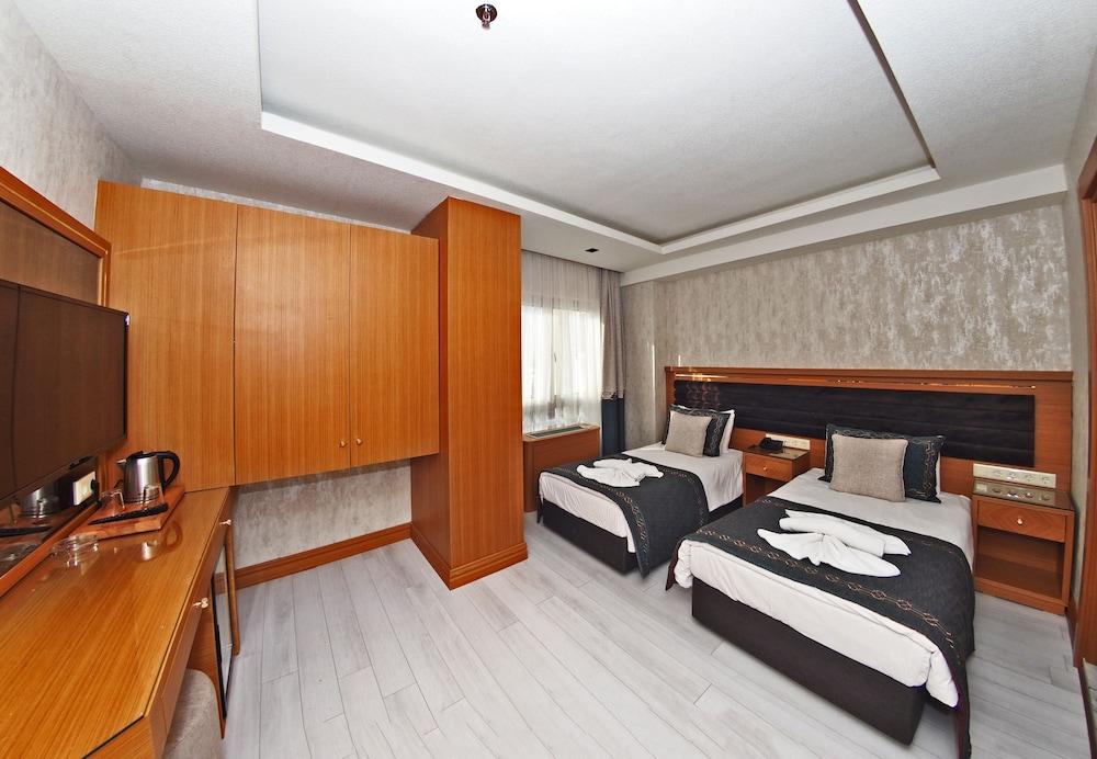Grand Emir Hotel Room Type - Economy Double or Twin Room Grand Emir Hotel Room Type - Economy Double or Twin Room