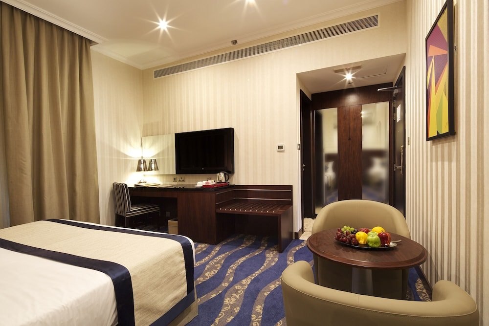 Raviz Center Point Hotel Bur Dubai Room Type - Standard Room with Bathtub Raviz Center Point Hotel Bur Dubai Room Type - Standard Room with Bathtub