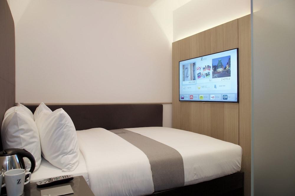 The Z Hotel Piccadilly Room Type - Queen Room, No Windows