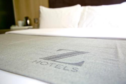 The Z Hotel Piccadilly - Tap to explore photos