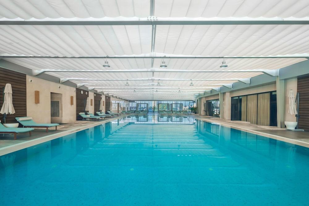 Sheraton Shanghai Jiading Hotel - Tap to explore photos