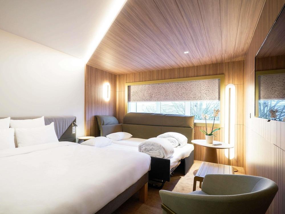 Novotel Marne Vallee Collegien Room Type - Executive Room - 1 double bed and 1 single sofa bed