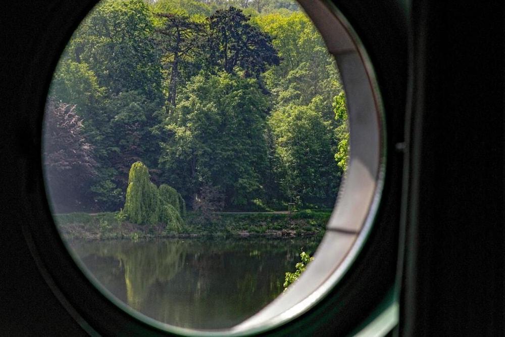 Les Etangs de Corot - Tap to explore photos