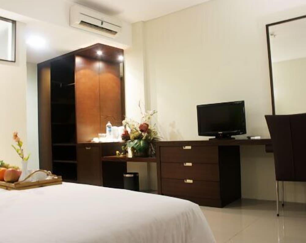 Bamboo Inn Hotel & Cafe Room Type - Deluxe Twin Room